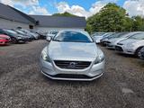 Volvo V40 Summum - Volvo V40: Summum