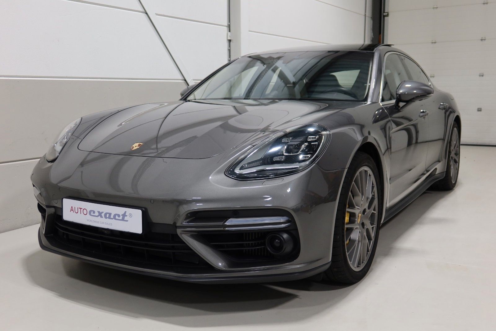 PORSCHE Panamera Turbo S E-Hybrid Scheckheft Topzustand