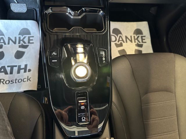 Toyota Urban Cruiser FWD Lounge 61 kWh *PANO*JBL*