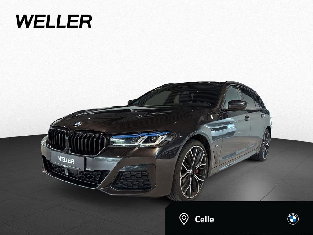 BMW 540i xD T M SPORT PRO Laser DAPr Pano Sthz AHK 2023