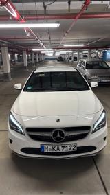 Mercedes-Benz CLA 180 - - Mercedes-Benz CLA 180 in München