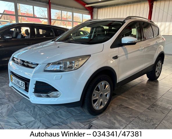 Ford Kuga Titanium Klimaa. AHK Sitzheizung DAB+