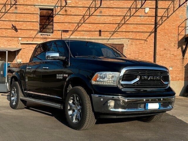 Dodge DODGE RAM 1500 CREW CAB 5.7L V8 LIMITED