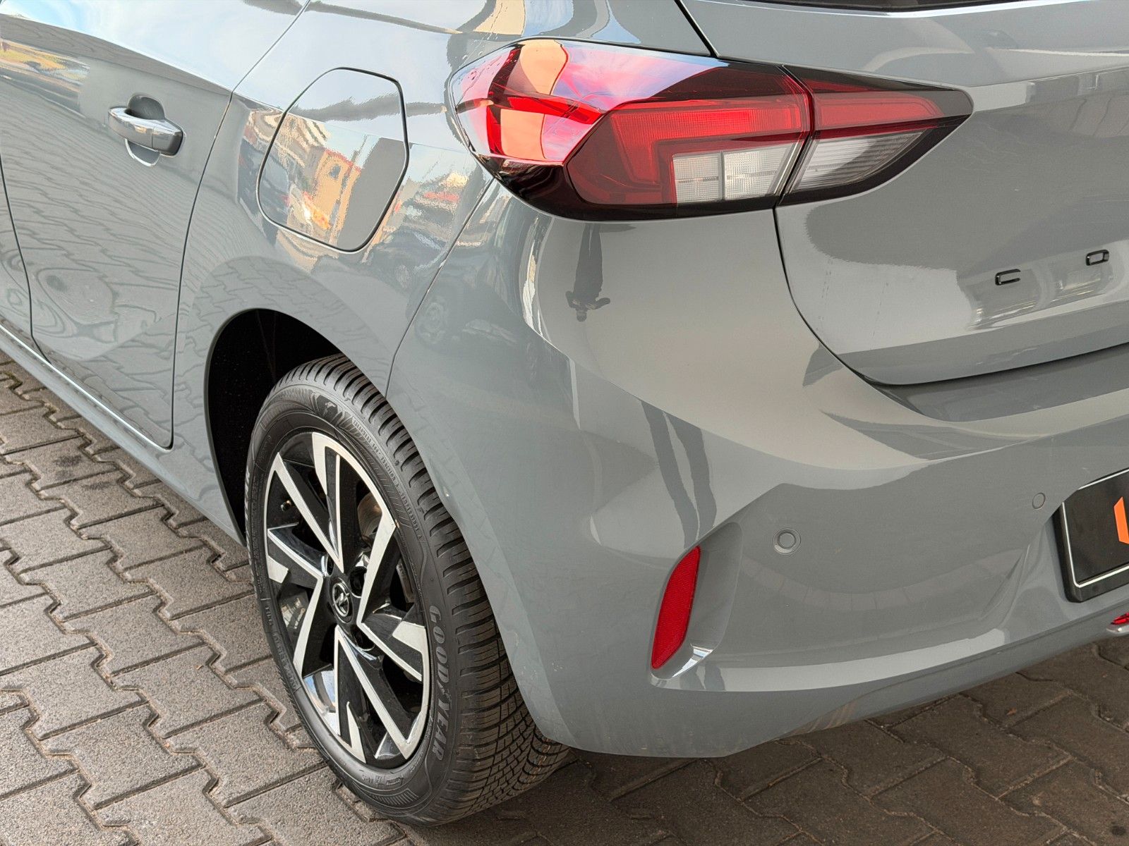 Fahrzeugabbildung Opel Corsa F Edition 110PS Hybrid Automatik/LED!