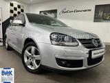 Volkswagen Jetta 1.4 TSI DSG *1.Hand*Xenon*Navi*Automatik*