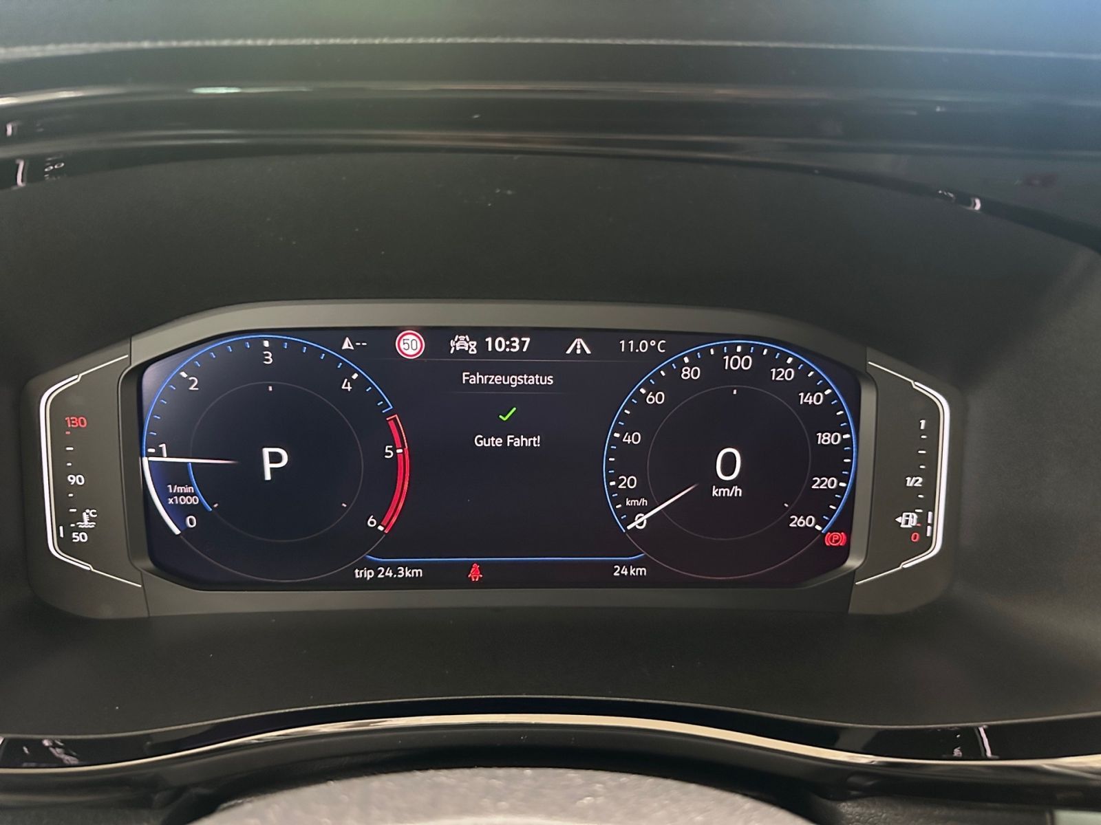 Volkswagen T6.1 California 2.0 TDI Beach Navi DCC DAB+ LED foto 9