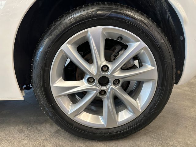 Opel Corsa F Elegance *Kamera*PDC*