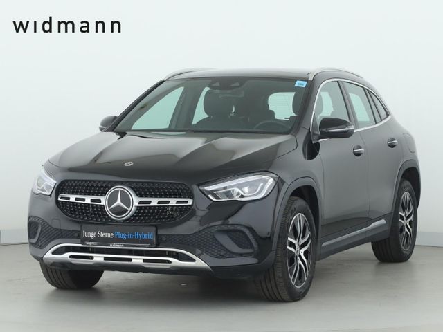 Mercedes-Benz GLA 250 e Panorama*HUD*Distronic*PTS*Navigation*