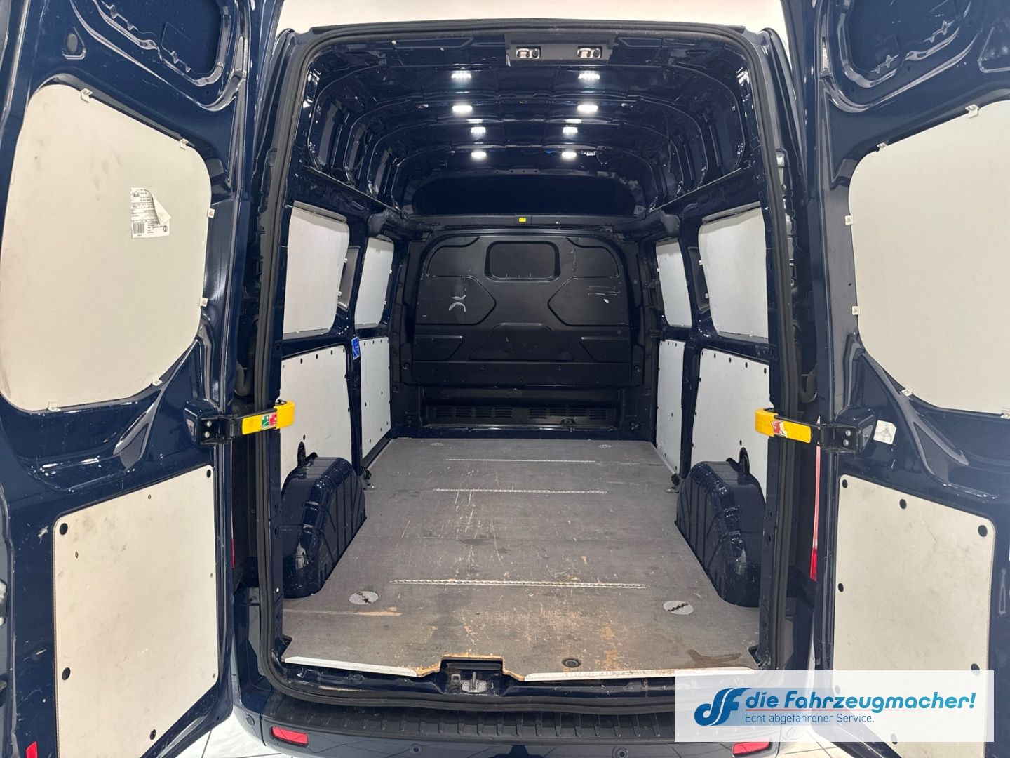 Fahrzeugabbildung Ford Transit Custom Kasten 320 L2H2 Limited StandHZG