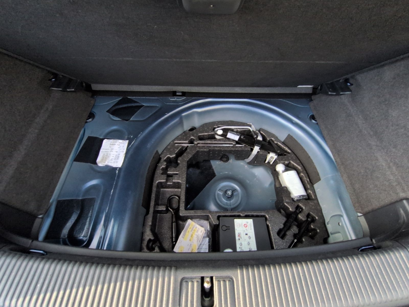 A1 1.0 TFSI ultra Sport SHZ+PDC+AMI