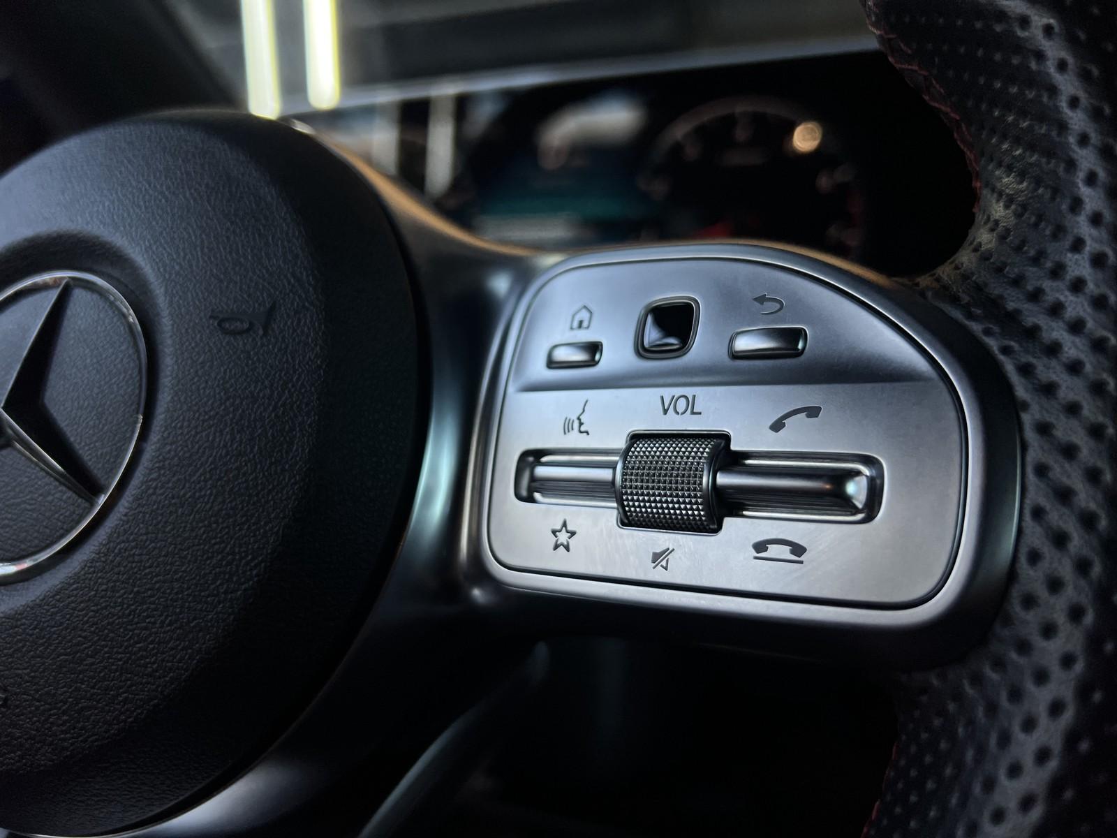 Mercedes-Benz A 250 AMG Line LED / ATTENTION ASSIST / SPURHALT