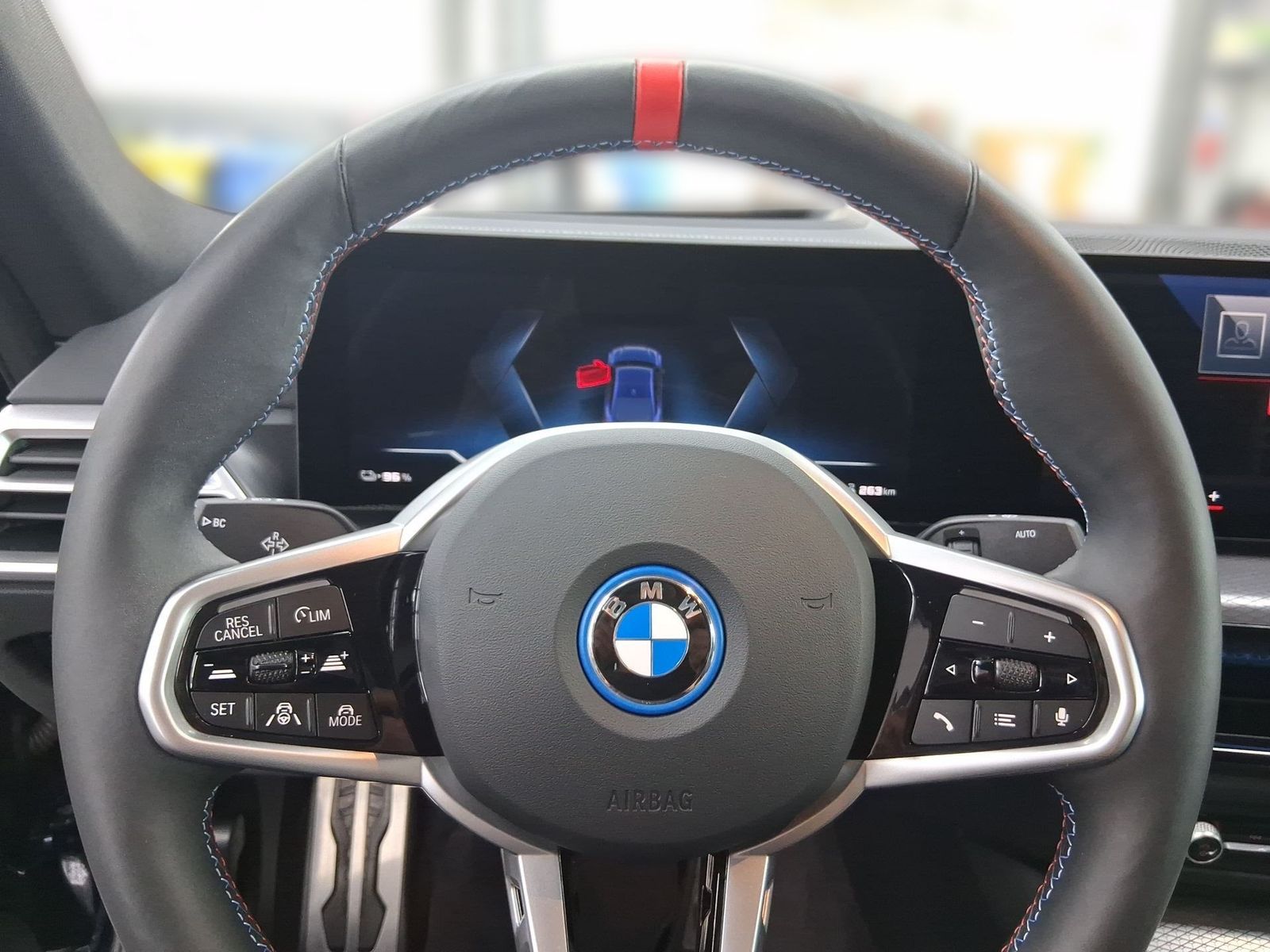 BMW i4 - Bild 8