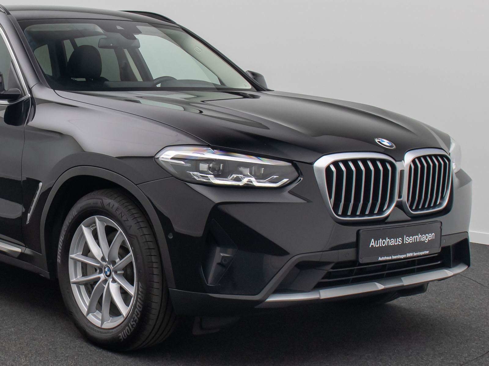Fahrzeugabbildung BMW X3 xD30d Kamera DAB HiFi Lenkrhzg Alarm Sport