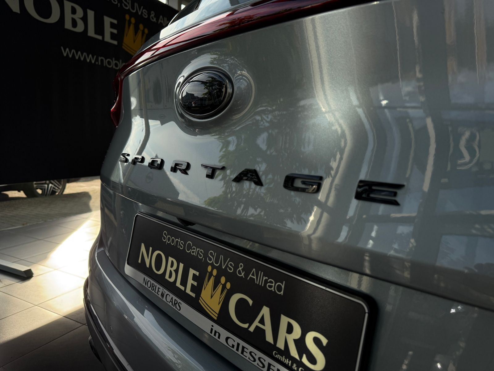 Fahrzeugabbildung Kia Sportage Black Edition PANO AHK LED