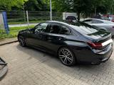 BMW 330i M Sport *Vollausstattung*  - BMW 330 in Duisburg