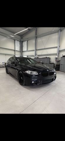 BMW BMW 520d  Touring A - M Paket