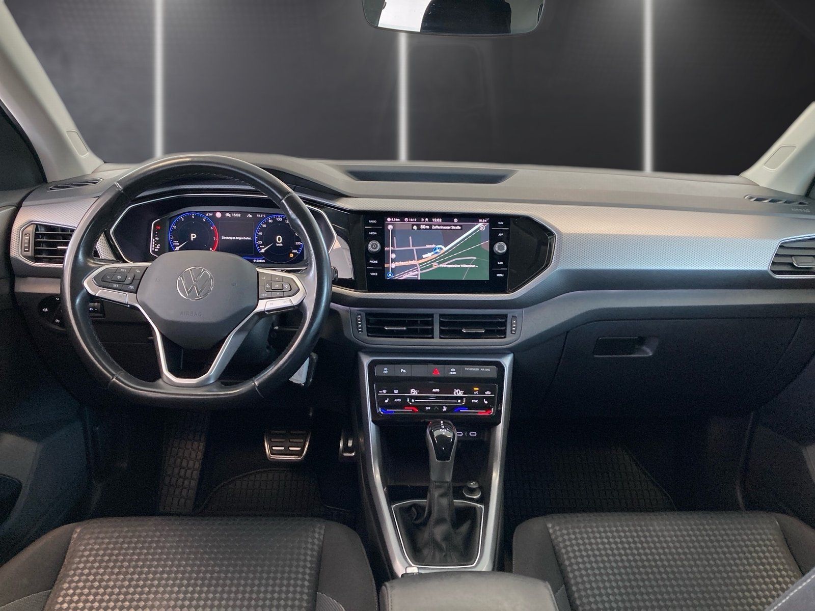 Fahrzeugabbildung Volkswagen T-Cross 1.0 TSI Active*Navi*PDC*DSG*Sitzheizung