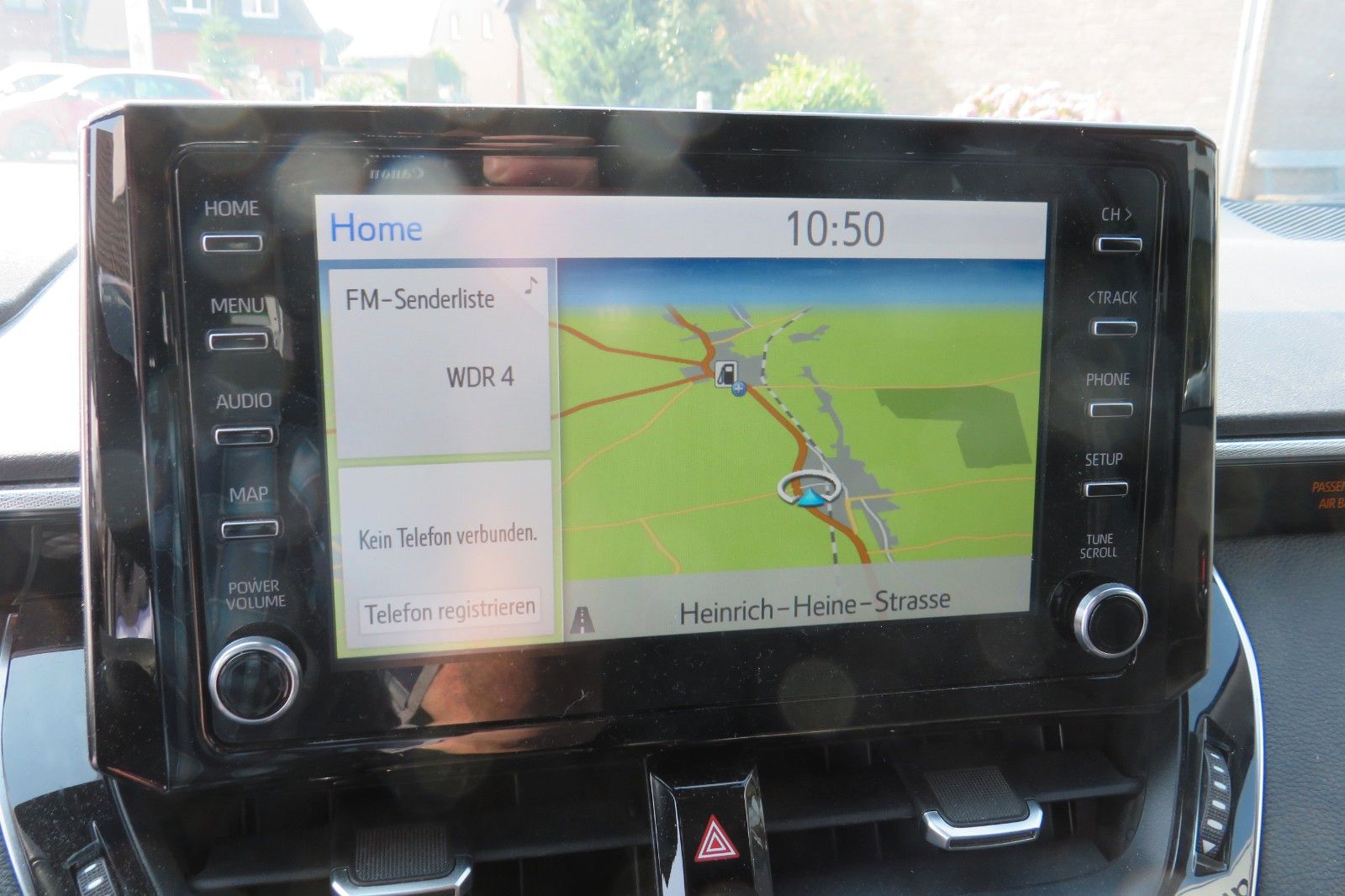 Fahrzeugabbildung Toyota Corolla Touring Sports Hybrid NAVI PDC SITZH. 1H