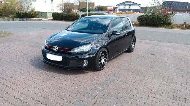 Volkswagen Golf 6 GTI 2.0 TSI 