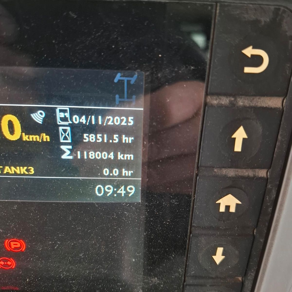 Fahrzeugabbildung JCB Fastrac P148B Schlepper 2017