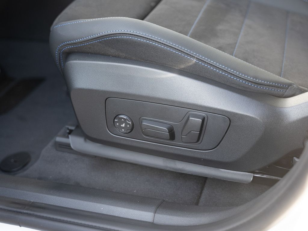BMW iX1 - Bild 18