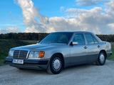 Mercedes-Benz W124 260E 2.6 *KLIMA*SCHECKHEFT*HU/AU 04/2... - Mercedes-Benz 260: W124 260e
