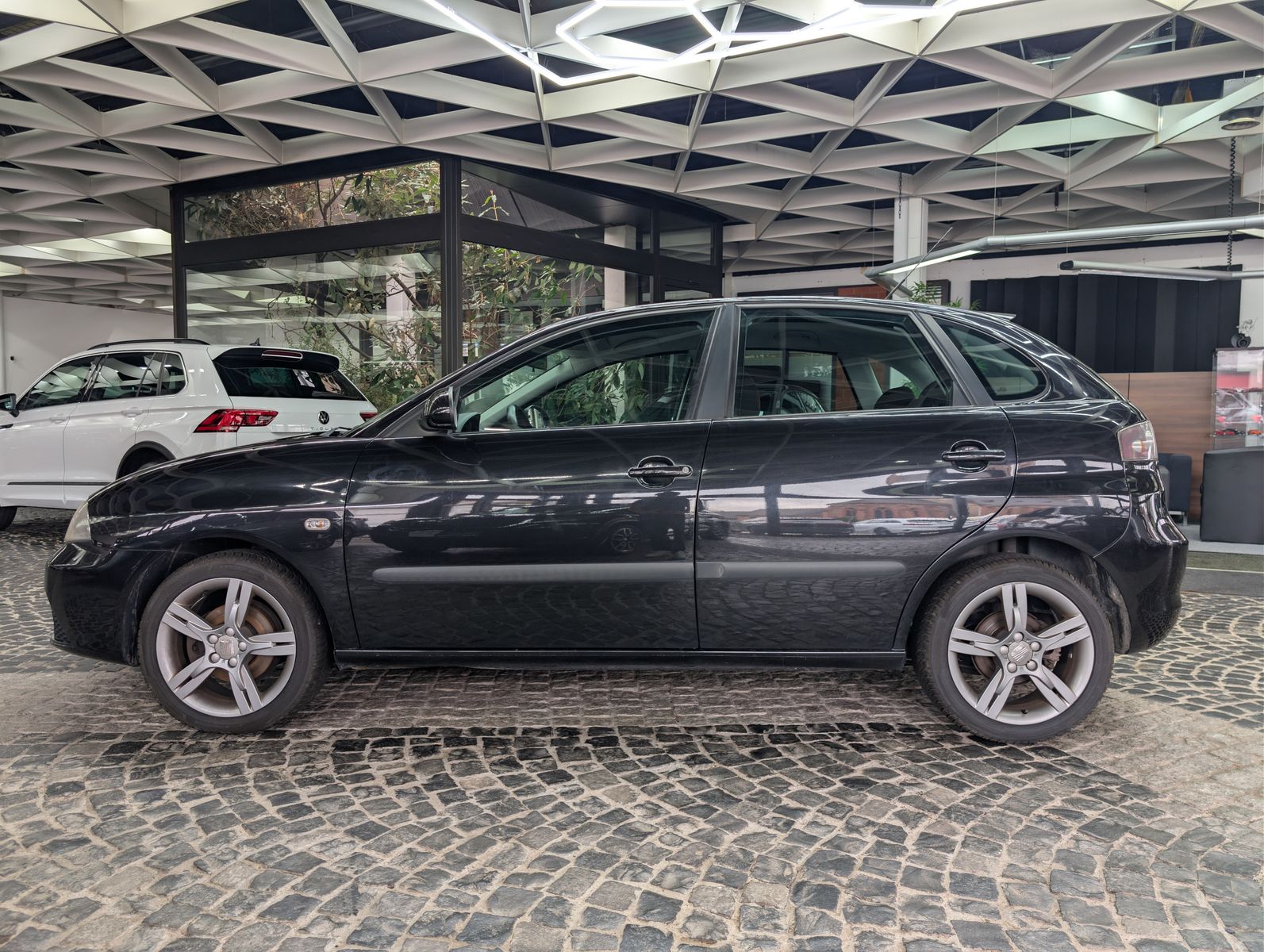 Fahrzeugabbildung SEAT Ibiza 1.6 Sport Edition TÜV*KLIMA*16" ALU