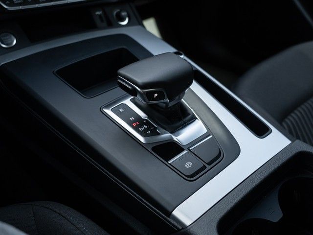 Q5 50 TFSI e quattro MATRIX+NAVI+RFK+STANDKLIMA