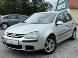 Volkswagen Golf 1.6 Comfortline /KLIMAAUT/SITZHZG/HU 10.26 - Volkswagen Golf aus 2005: 1.6
