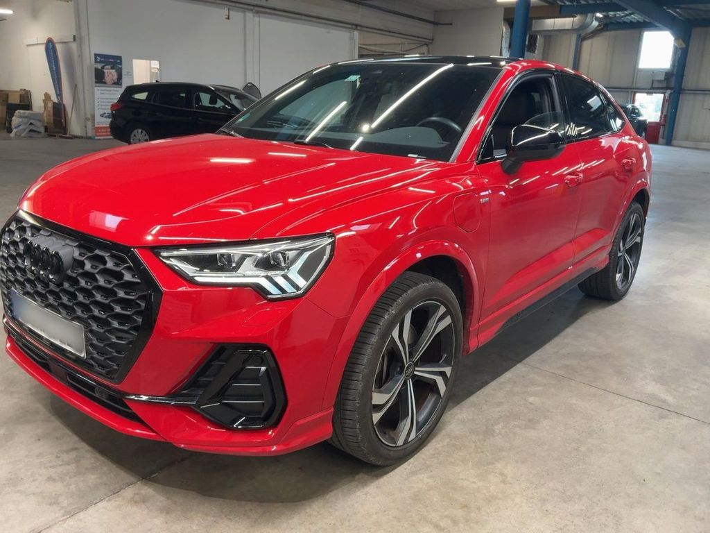 Image of Audi Q3