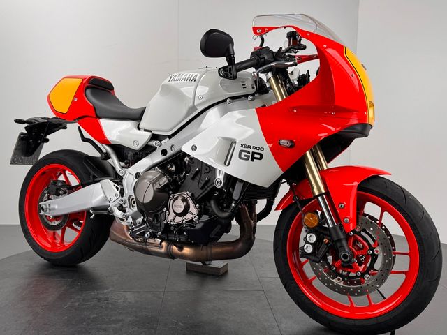 Yamaha XSR 900 GP *TOP-ZUSTAND *SERVICE NEU