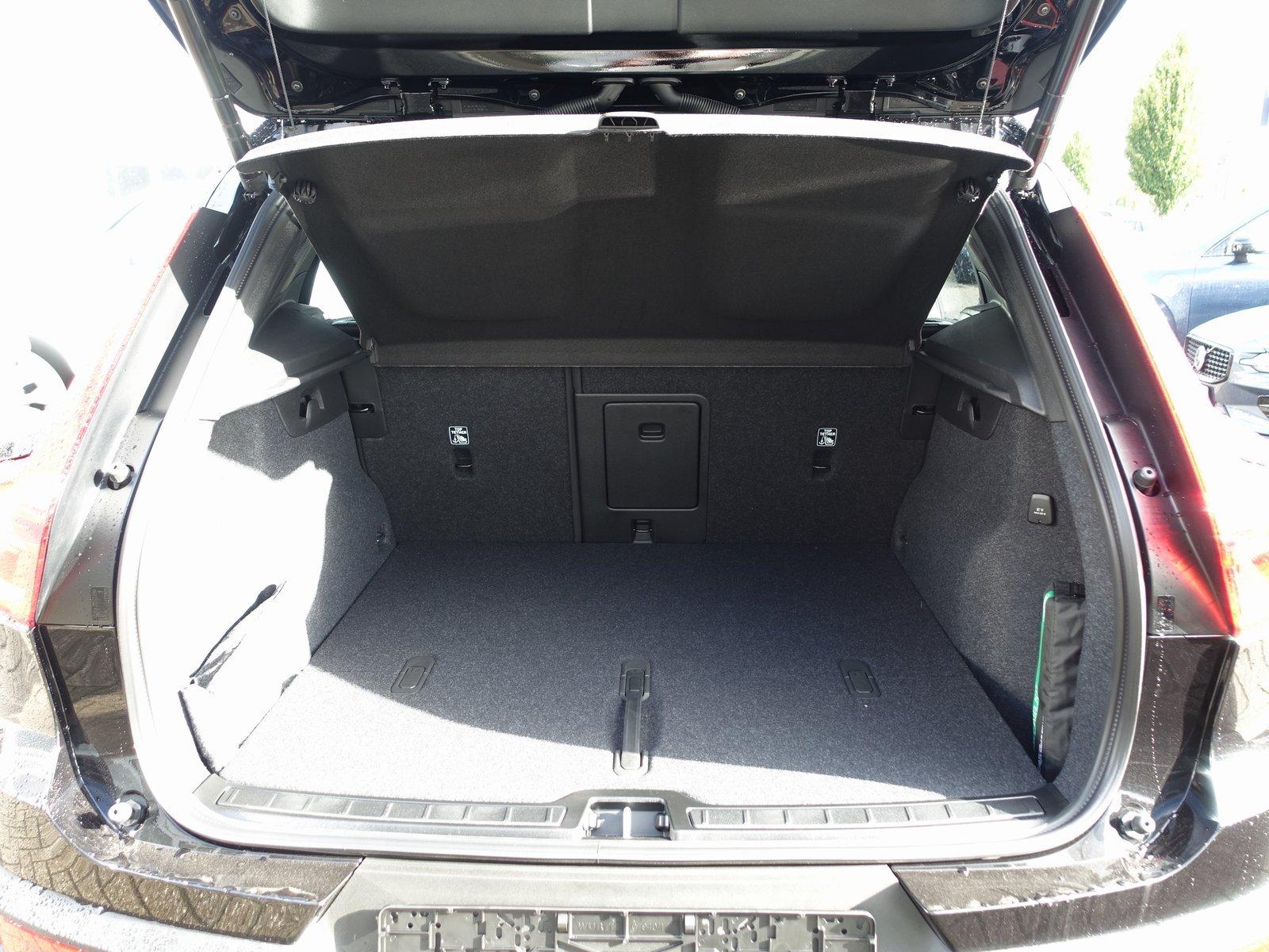 Volvo XC40 Black Edition B3 Mild-Hybrid Plus/Kamera, миниатюра 20