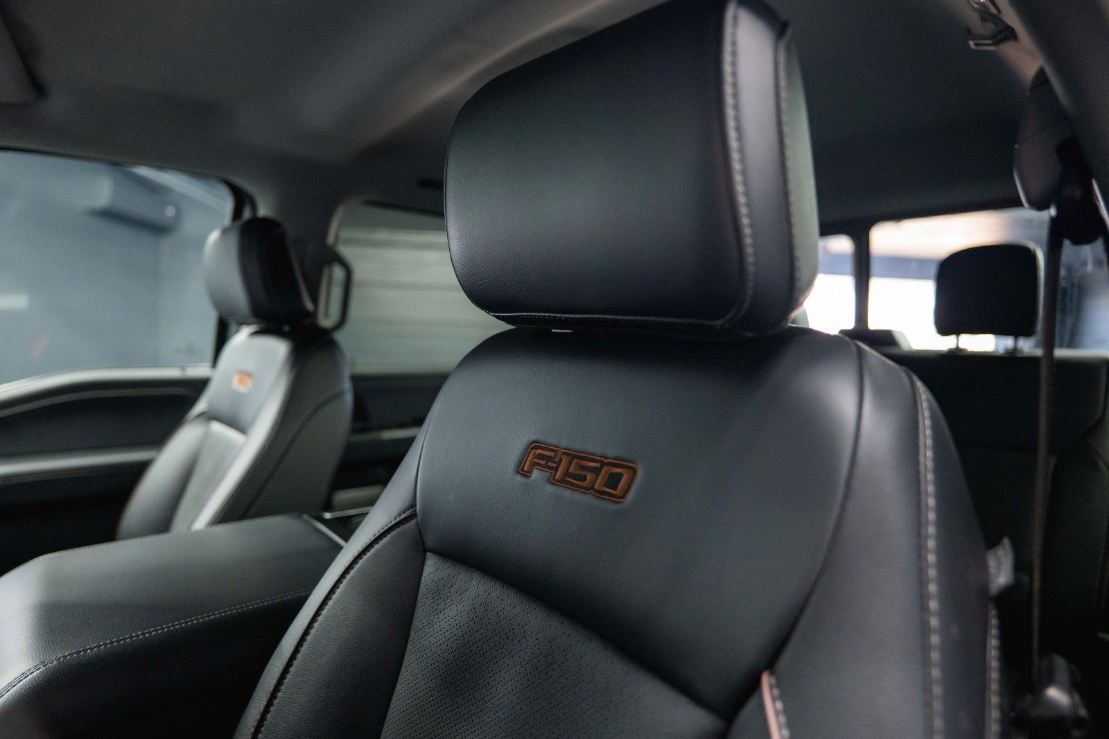 Fahrzeugabbildung Ford F150 3.5 V6 LARIAT RAPTOR SuperCrew 4x4*LED*B&O*