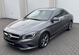 Mercedes-Benz CLA 200 /  7G-DSG / Urban Paket / Sportfahrwerk - Mercedes-Benz CLA 200: Coupe