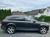 Audi Q7 3.0 TDI Quattro FACELIFT S-LINE PANO XENON R- - Audi Q7 aus 2011: Line