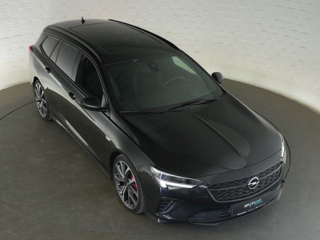 Insignia B ST GSi 4X4 AT+AHK+NAVI+SCHIEBEDACH+SI