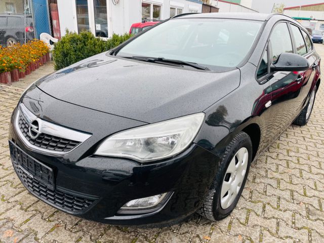 Opel Astra J Sports Tourer Selection