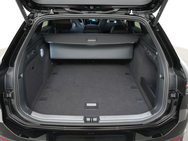 Passat Variant R-LINE TDI DSG+MATRIX-LED+AHK+NAV