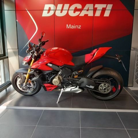 Ducati Streetfighter V4 S Ducati Streetfighter V4S