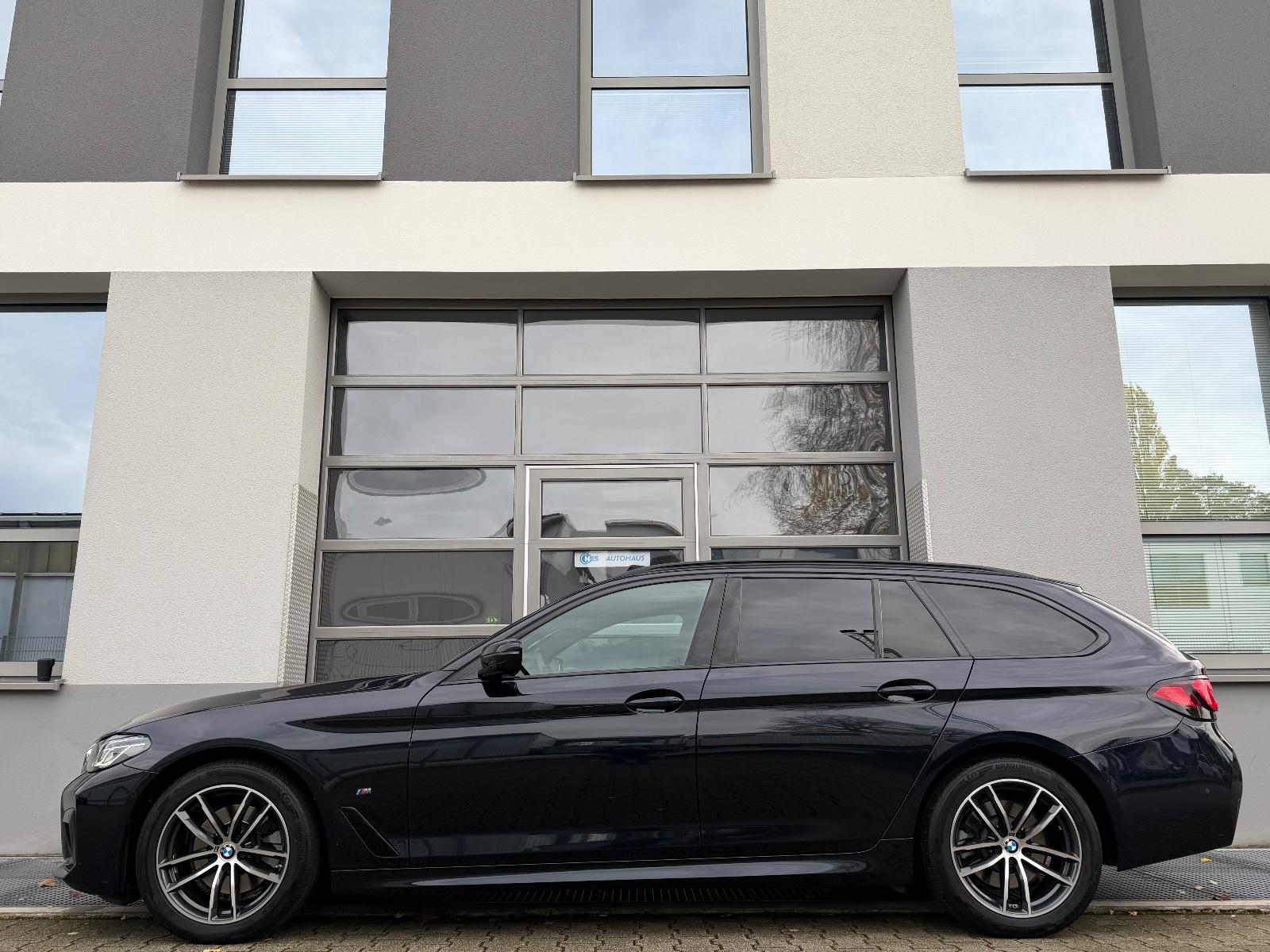 BMW 520dA xD*ACC*M SPORT*PANO*LASER*KAM*HEAD UP*KEY*