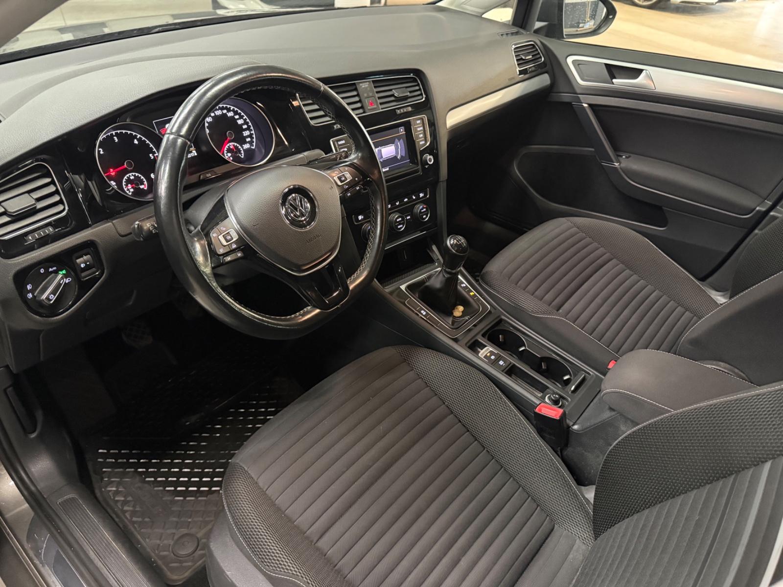 Volkswagen Golf 2015 — photo 8