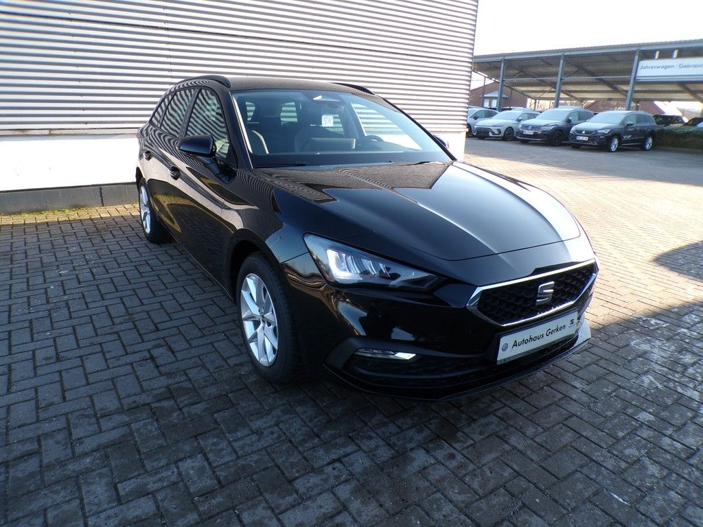 Fahrzeugabbildung SEAT Leon Sportstourer 1.5 eTSI DSG Road Edition