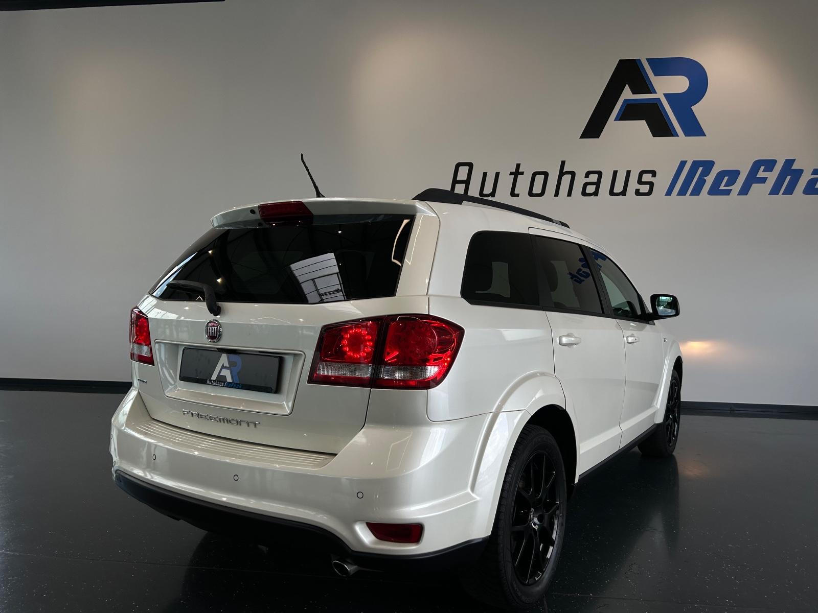 Fiat Freemont Black Code | 170 ch | BVA | 7 places | Caméra de recul | GPS