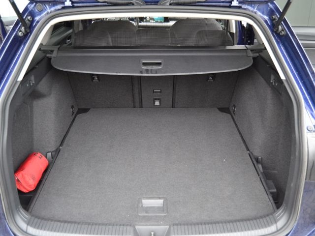 Golf VIII Variant 2.0 TDI 150 PS Life LED/NAVI+V