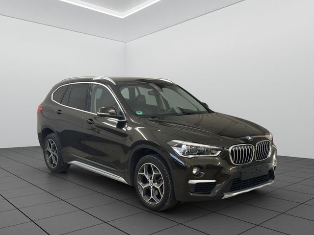 BMW X1 18 d xLine/AHK/LED/M-Lenkrad/Leder/ISO Fix