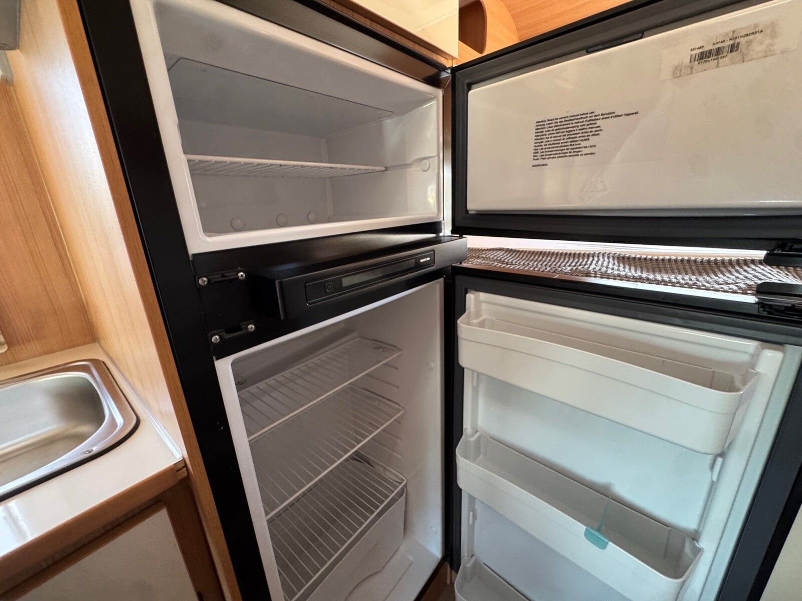 Fahrzeugabbildung Ahorn Camp T 680 Plus Rückfahrkamera, Markise, TV
