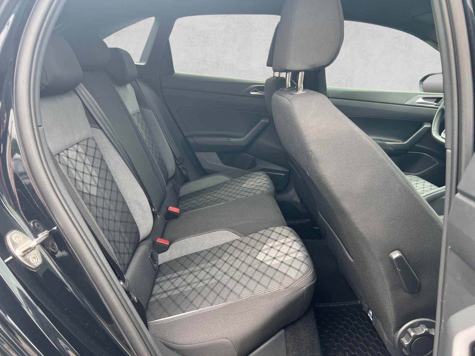 Taigo R-Line 1.5 TSI DSG Navi*Kamera*ACC