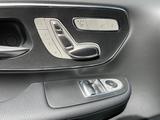 Mercedes-Benz EQV 300 LED*Airmatic*360-Grad*7-Sitzer*Distronic - schwarze Mercedes-Benz EQV