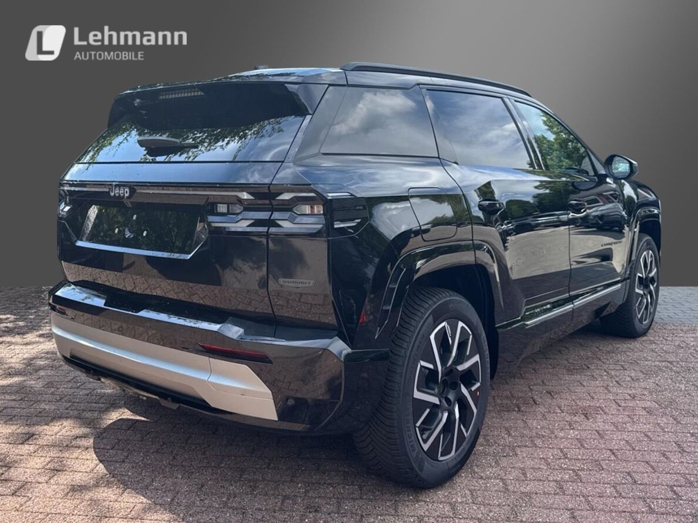 Fahrzeugabbildung Jeep Compass NEW MY26-Summit Plug-In-Hybrid -Voll-Pan