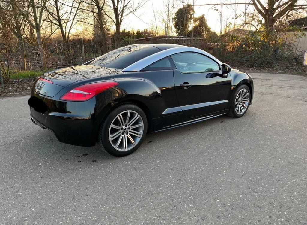 Peugeot RCZ